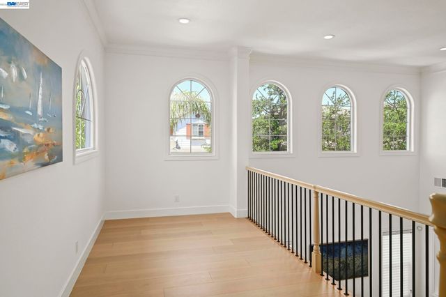 5389 Hazeltine Ln, Dublin, CA 94568