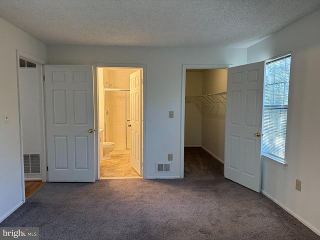 35 VOSCEK CT, Lawrenceville, NJ 08648