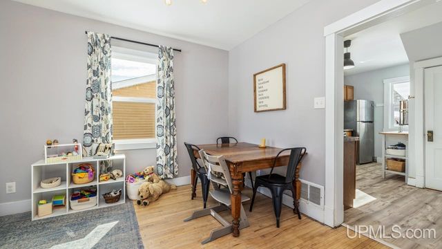 609 Wilson Avenue, Kingsford, MI 49802