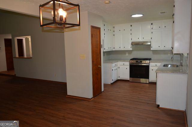 4987 Dekalb Way, Stone Mountain, GA 30087