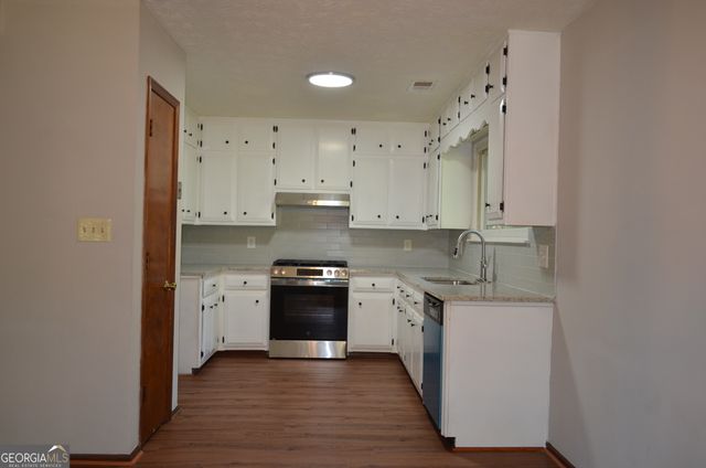4987 Dekalb Way, Stone Mountain, GA 30087