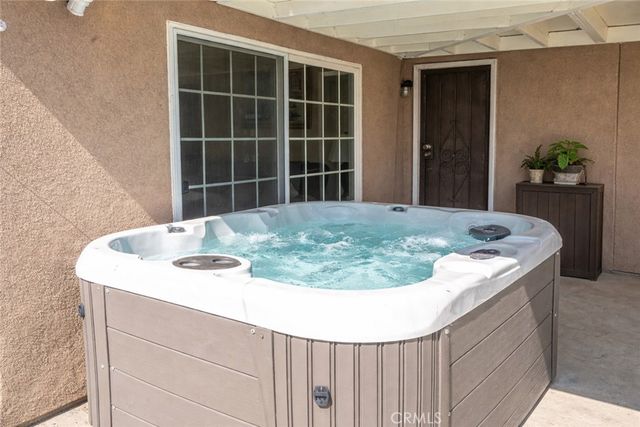 506 W Rosslynn, Fullerton, CA 92832