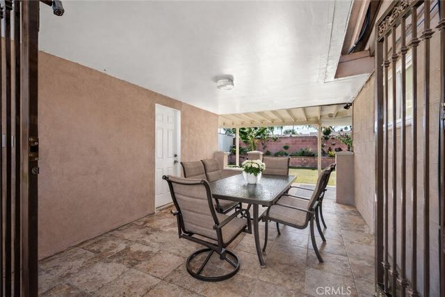 506 W Rosslynn, Fullerton, CA 92832