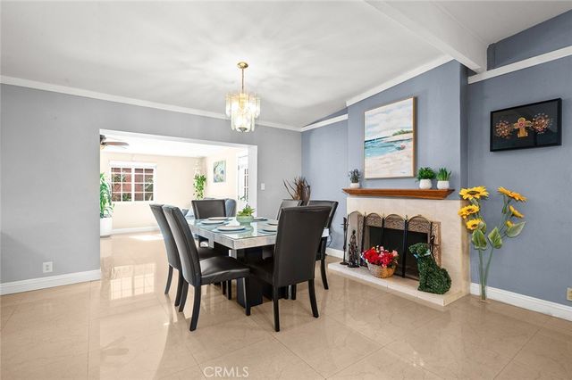 506 W Rosslynn, Fullerton, CA 92832