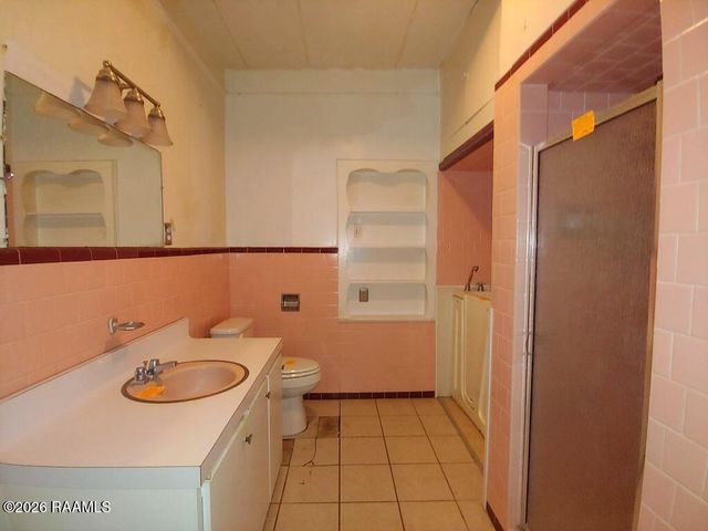 607 E Grolee Street, Opelousas, LA 70570