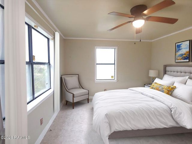 607 E Grolee Street, Opelousas, LA 70570