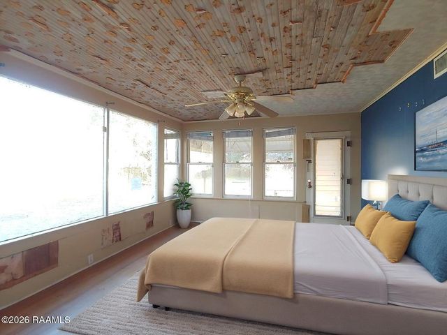 607 E Grolee Street, Opelousas, LA 70570