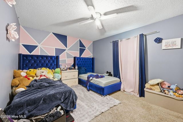 566 Ridge Drive, Winterville, NC 28590