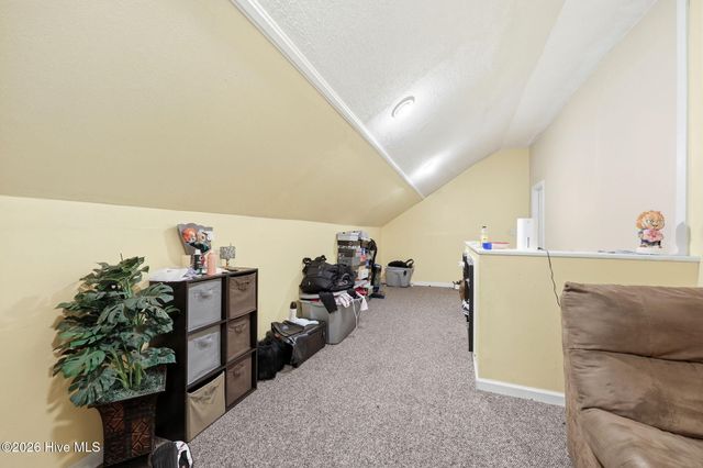 566 Ridge Drive, Winterville, NC 28590