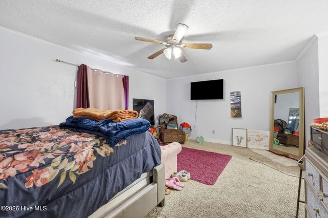 566 Ridge Drive, Winterville, NC 28590