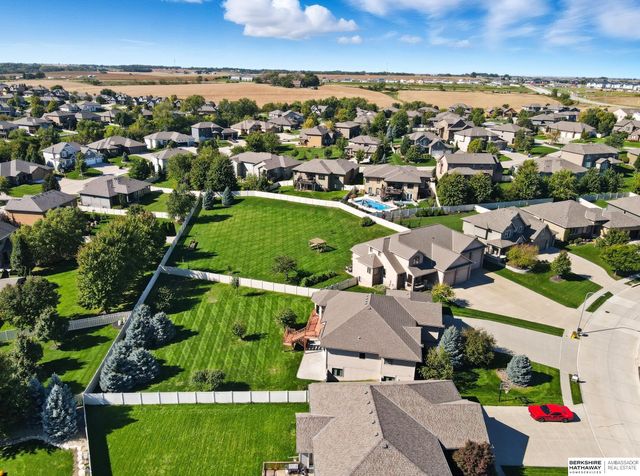 19821 Emiline Street, Gretna, NE 68028