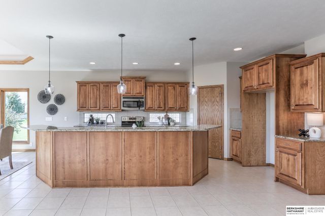 19821 Emiline Street, Gretna, NE 68028