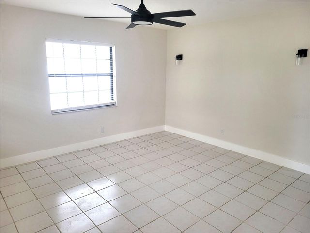1835 MARYLAND AVENUE NE, St Petersburg, FL 33703