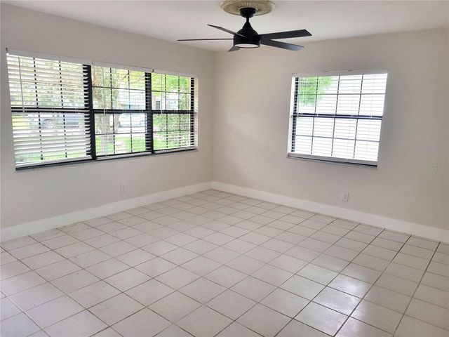 1835 MARYLAND AVENUE NE, St Petersburg, FL 33703