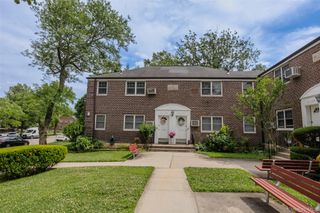 61-26 255th upper, Little Neck, NY 11362