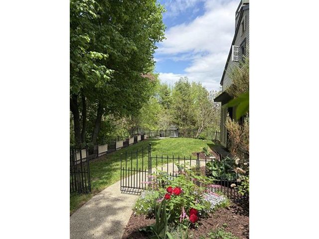 9 Lake Forest Drive, Burlington, VT 05401