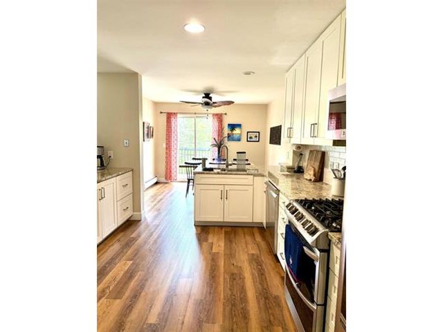 9 Lake Forest Drive, Burlington, VT 05401