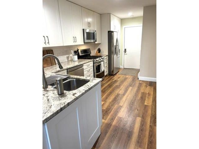 9 Lake Forest Drive, Burlington, VT 05401