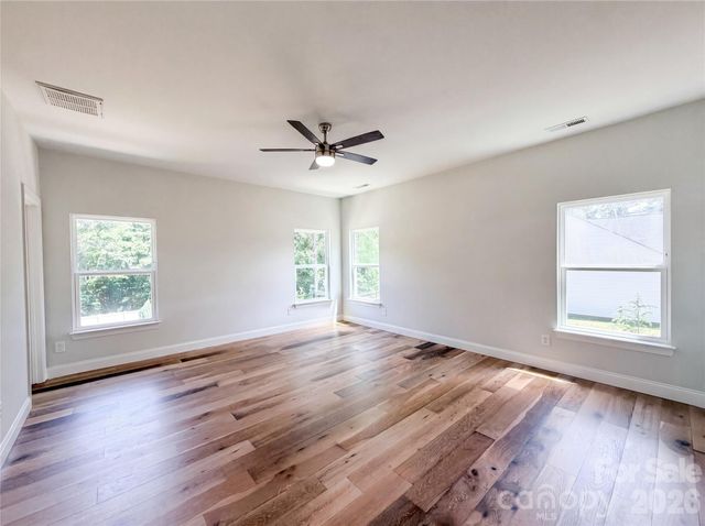 134 Windstone Drive, Troutman, NC 28166