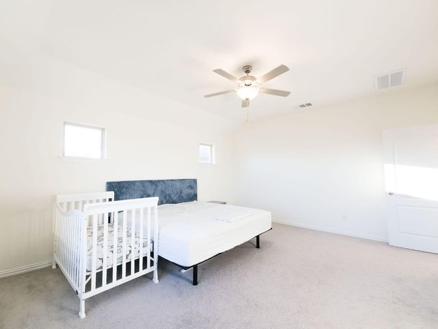 627 Pheasant Hill LN, Georgetown, TX 78628