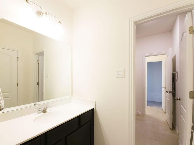 627 Pheasant Hill LN, Georgetown, TX 78628