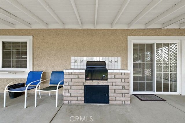 2095 Silver Oak Way, Hemet, CA 92545
