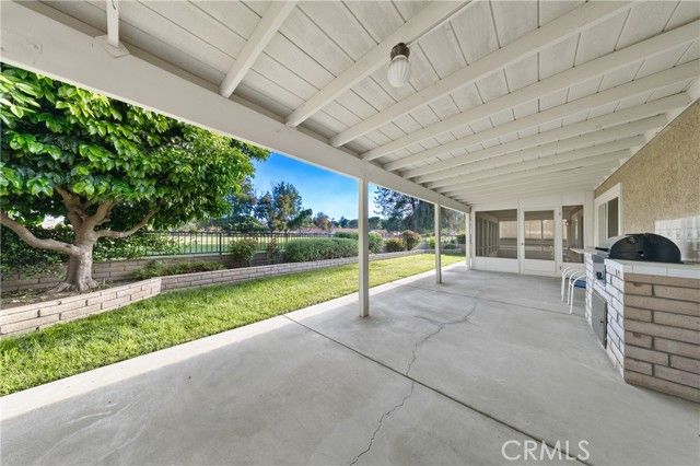 2095 Silver Oak Way, Hemet, CA 92545