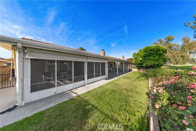 2095 Silver Oak Way, Hemet, CA 92545