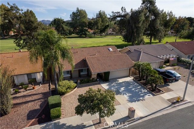 2095 Silver Oak Way, Hemet, CA 92545