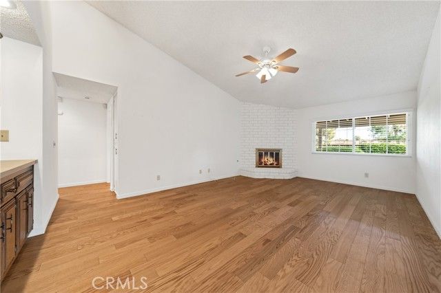 2095 Silver Oak Way, Hemet, CA 92545