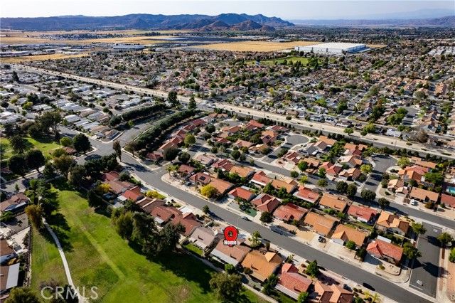2095 Silver Oak Way, Hemet, CA 92545