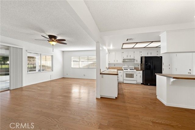 2095 Silver Oak Way, Hemet, CA 92545