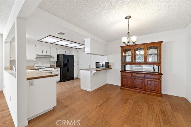 2095 Silver Oak Way, Hemet, CA 92545