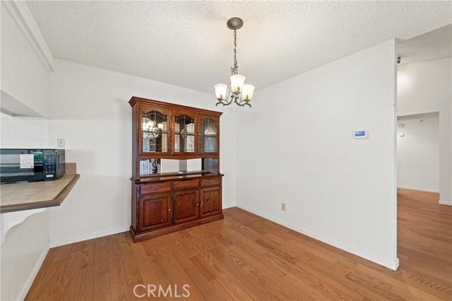 2095 Silver Oak Way, Hemet, CA 92545