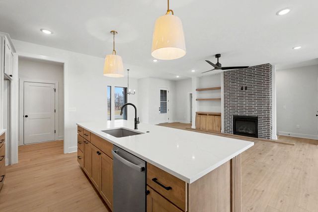 336 N Fielding St, Derby, KS 67037
