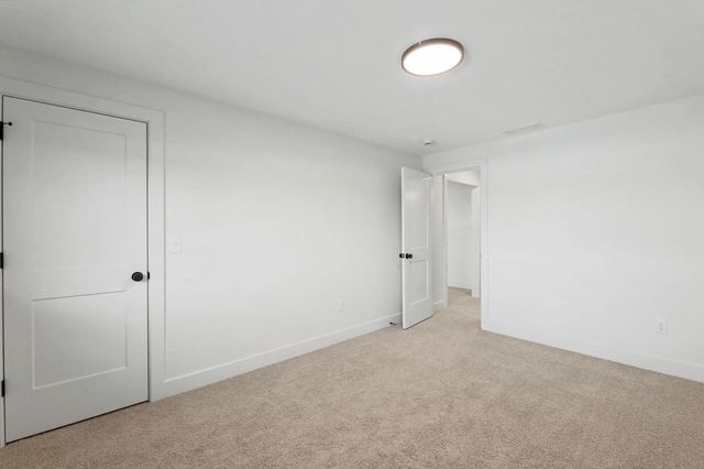 336 N Fielding St, Derby, KS 67037