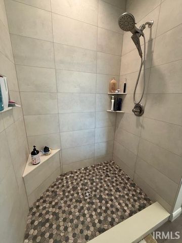 1463 Hager Way, Fort Wayne, IN 46818