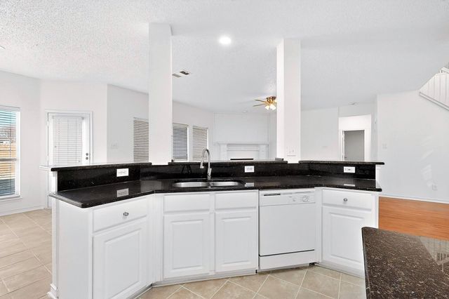 3301 Chaha Road, Rowlett, TX 75088