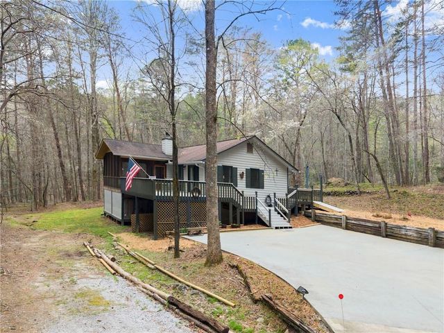 301 Hawks Nest, Sautee Nacoochee, GA 30571