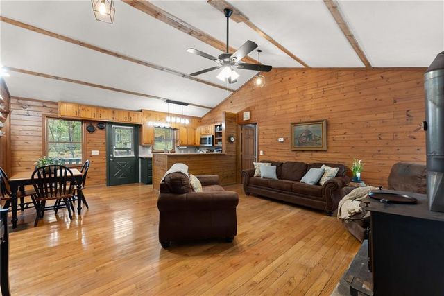 301 Hawks Nest, Sautee Nacoochee, GA 30571