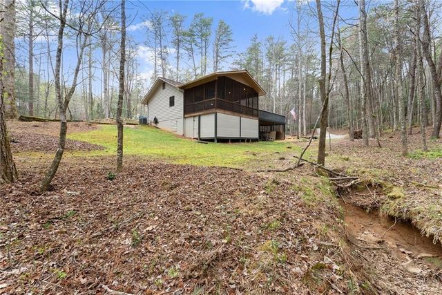 301 Hawks Nest, Sautee Nacoochee, GA 30571