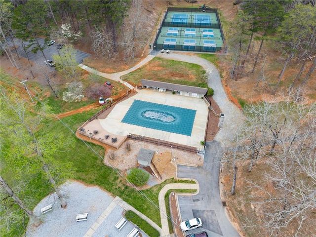 301 Hawks Nest, Sautee Nacoochee, GA 30571