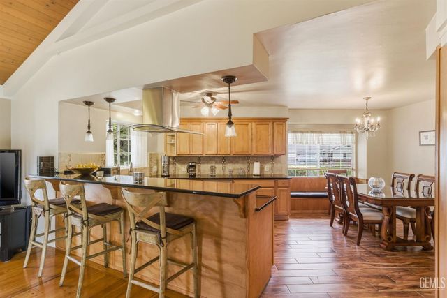 3641 Country Club Drive, Bakersfield, CA 93306