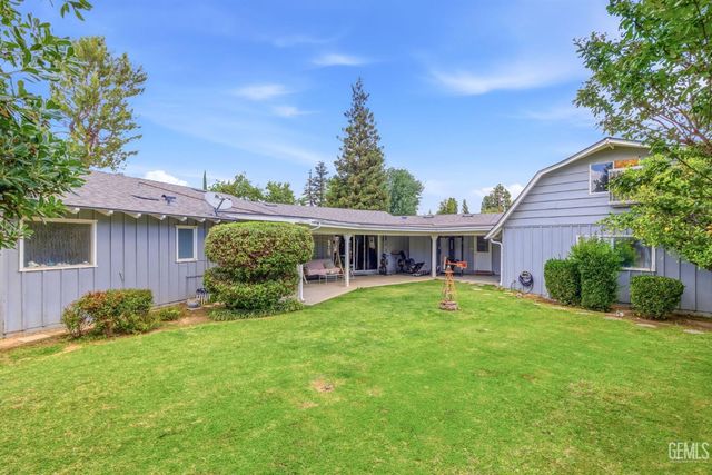 3641 Country Club Drive, Bakersfield, CA 93306