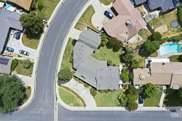 3641 Country Club Drive, Bakersfield, CA 93306