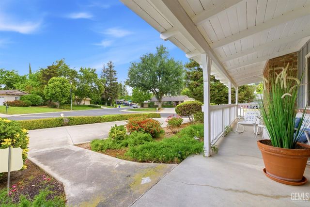 3641 Country Club Drive, Bakersfield, CA 93306
