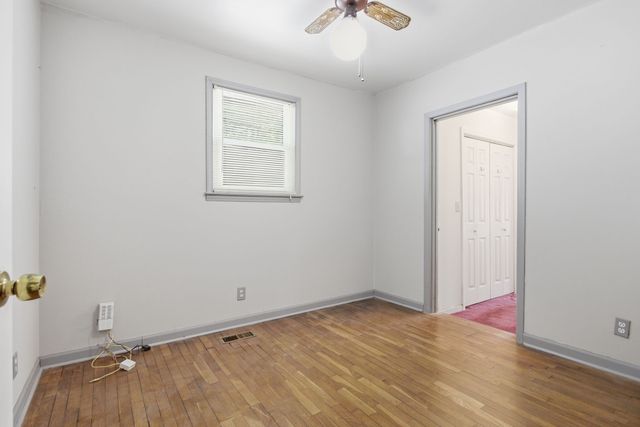 1827 Sunset Ave, Columbia, TN 38401