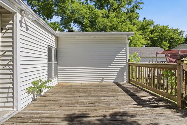 1827 Sunset Ave, Columbia, TN 38401