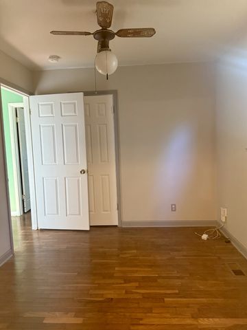 1827 Sunset Ave, Columbia, TN 38401