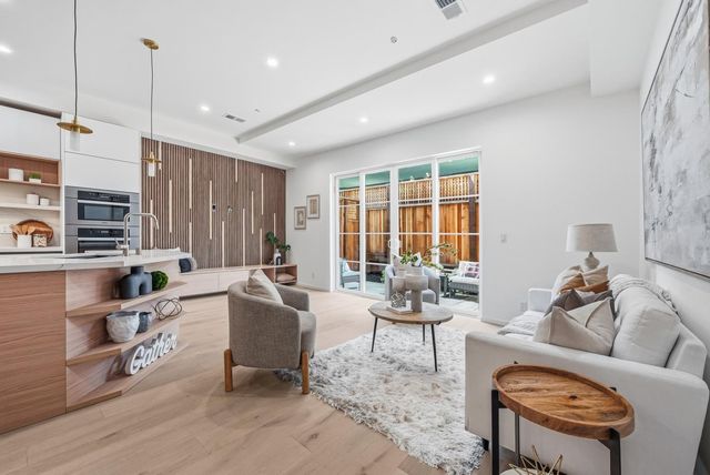 416 Gabilan Street, Los Altos, CA 94022